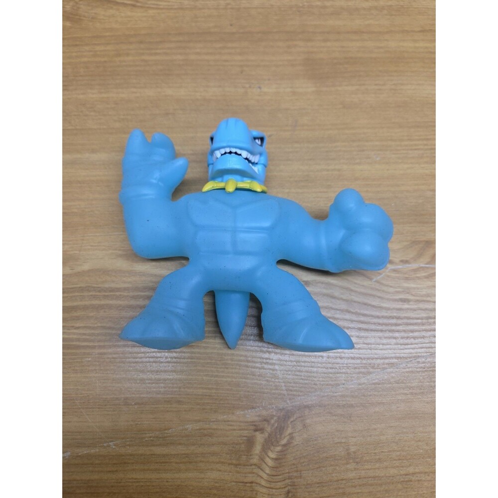 Heroes of Goo Jit Zu Dino X-Ray Thrash Hero Pack The Shark Action Figure